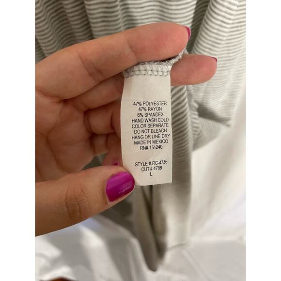 Roller Coaster Striped V-neck Maxi Dress Size Large NEW (flaw) Grey White - Picture 6 of 7